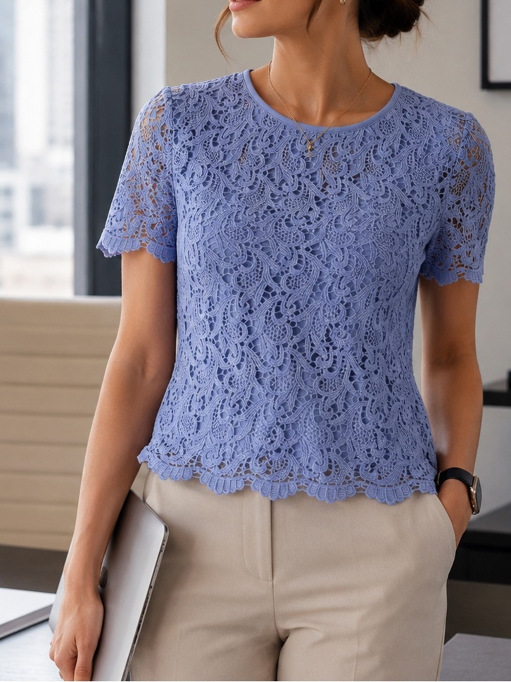 Chico’s Blue Lace Top Size 1 Medium Scalloped Short Sleeve Lined Elegant